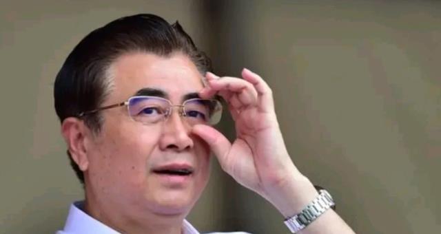 alt, 队喜获, 还是要聘请