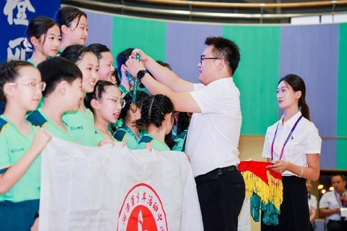 com, 年活动中心