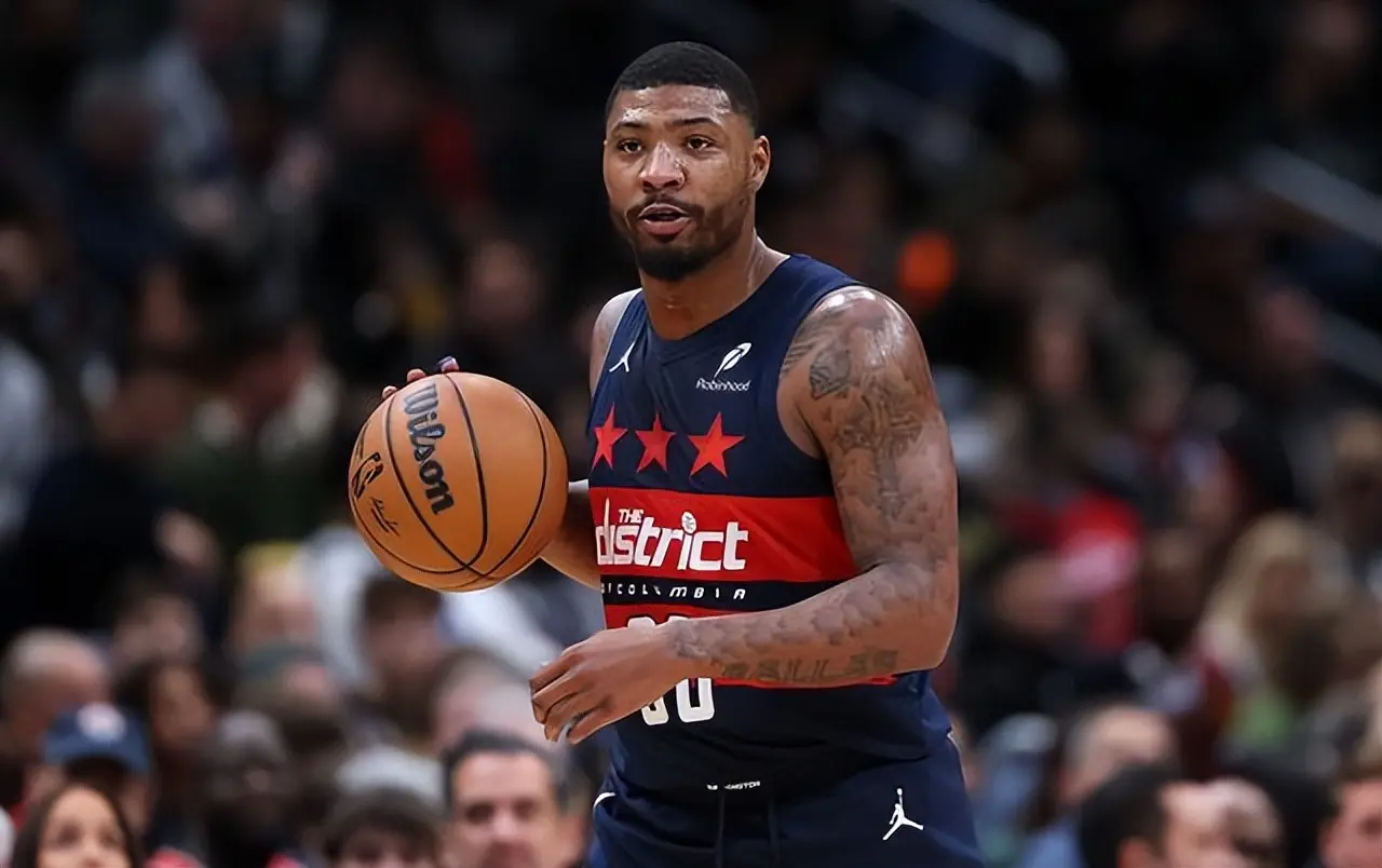 验丰富, 黑贝盛赞斯