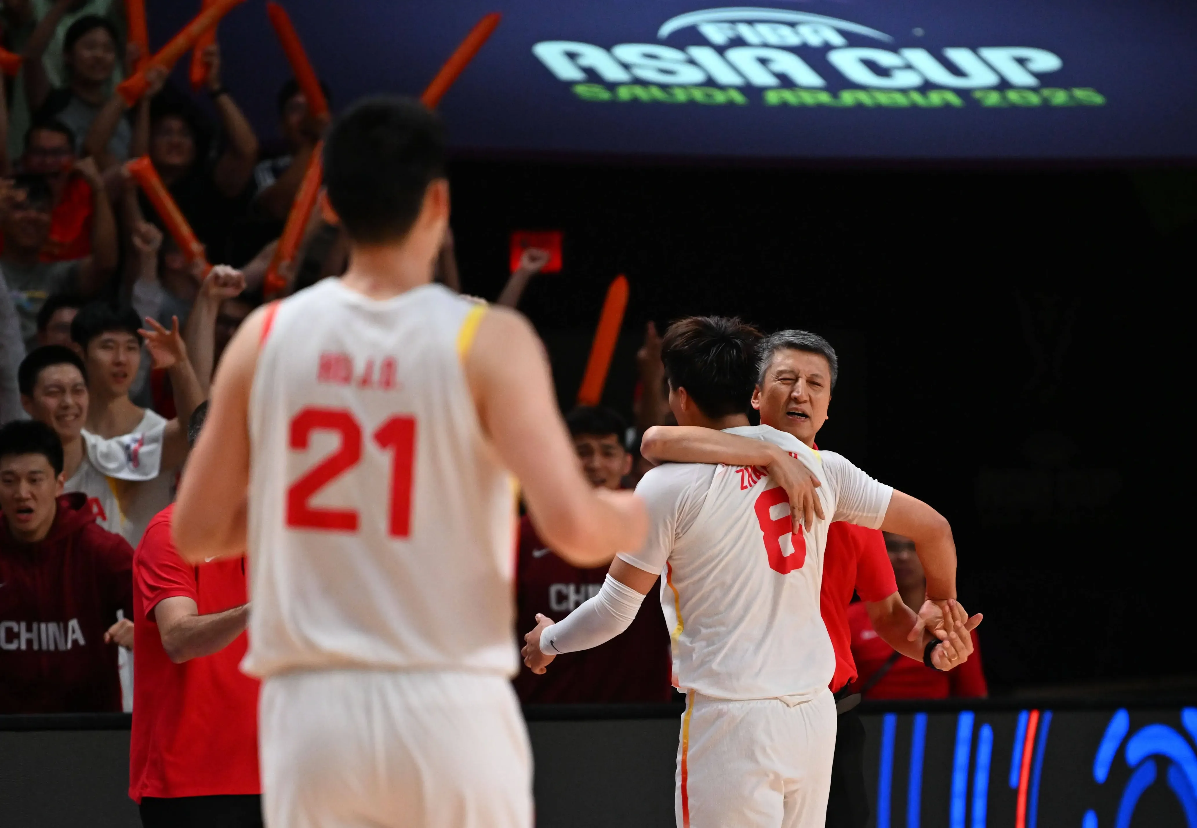 获得亚军, 从他的年龄