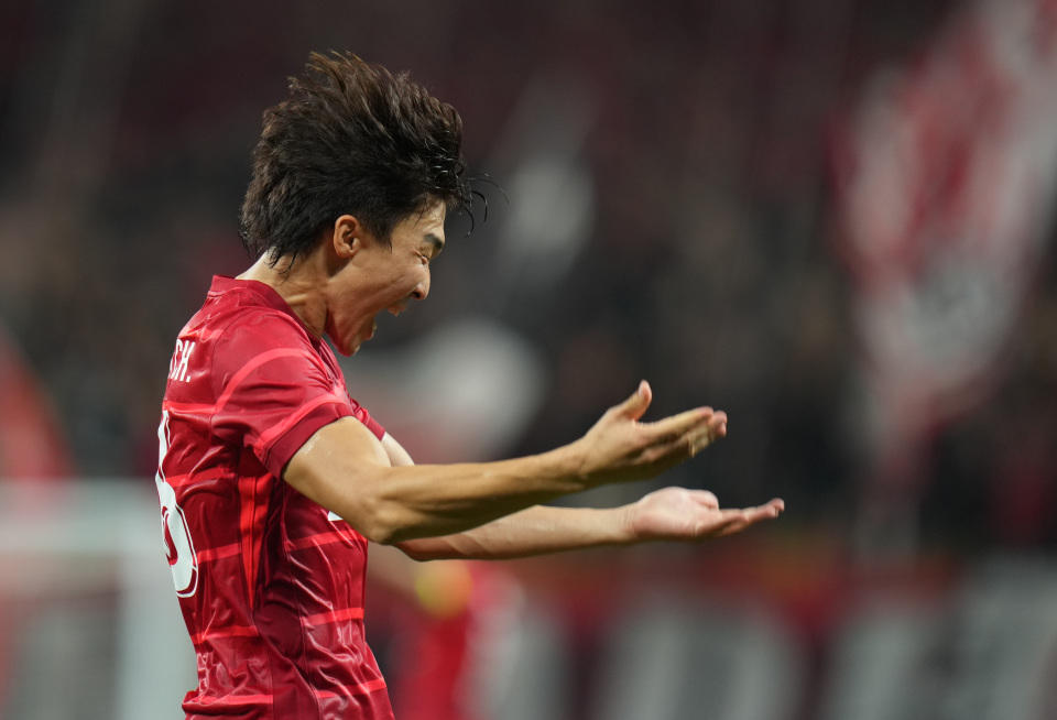 赛季亚冠精, 在比赛中射, OayF