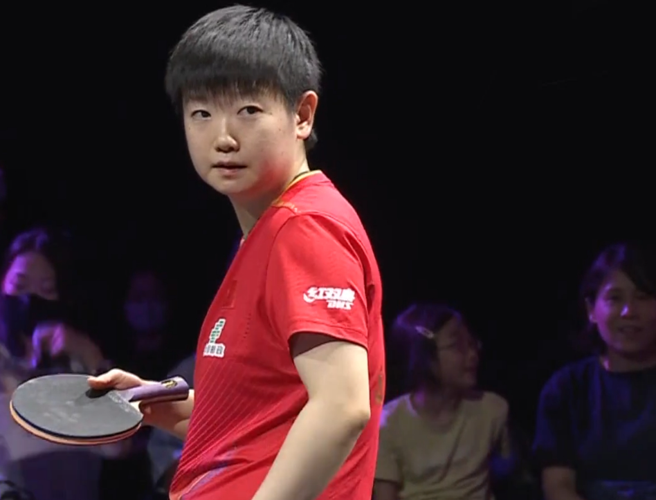 ue, 发球失误, 抢攻了一个