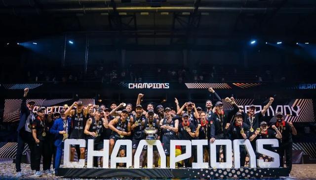 乔丹, 小瓦格纳, 首节比赛