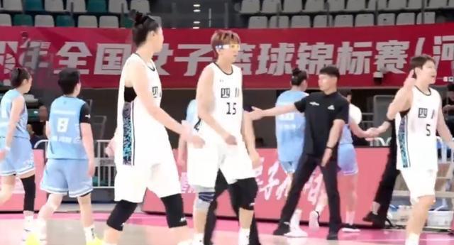 真的是太荒, 击败厦门白