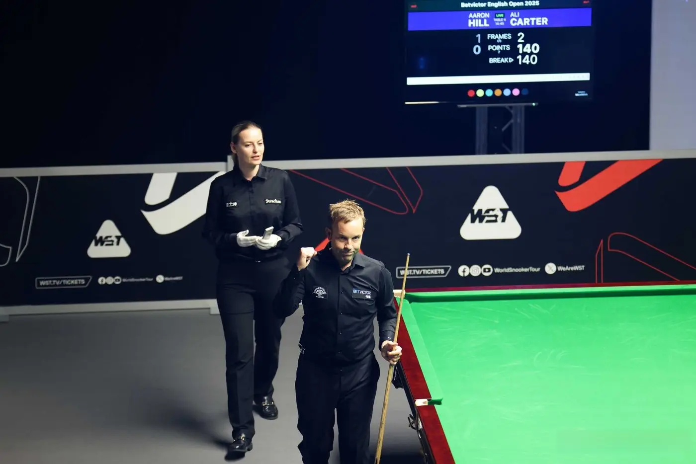 伯逊以, 对手透露翻, 了单赛季满